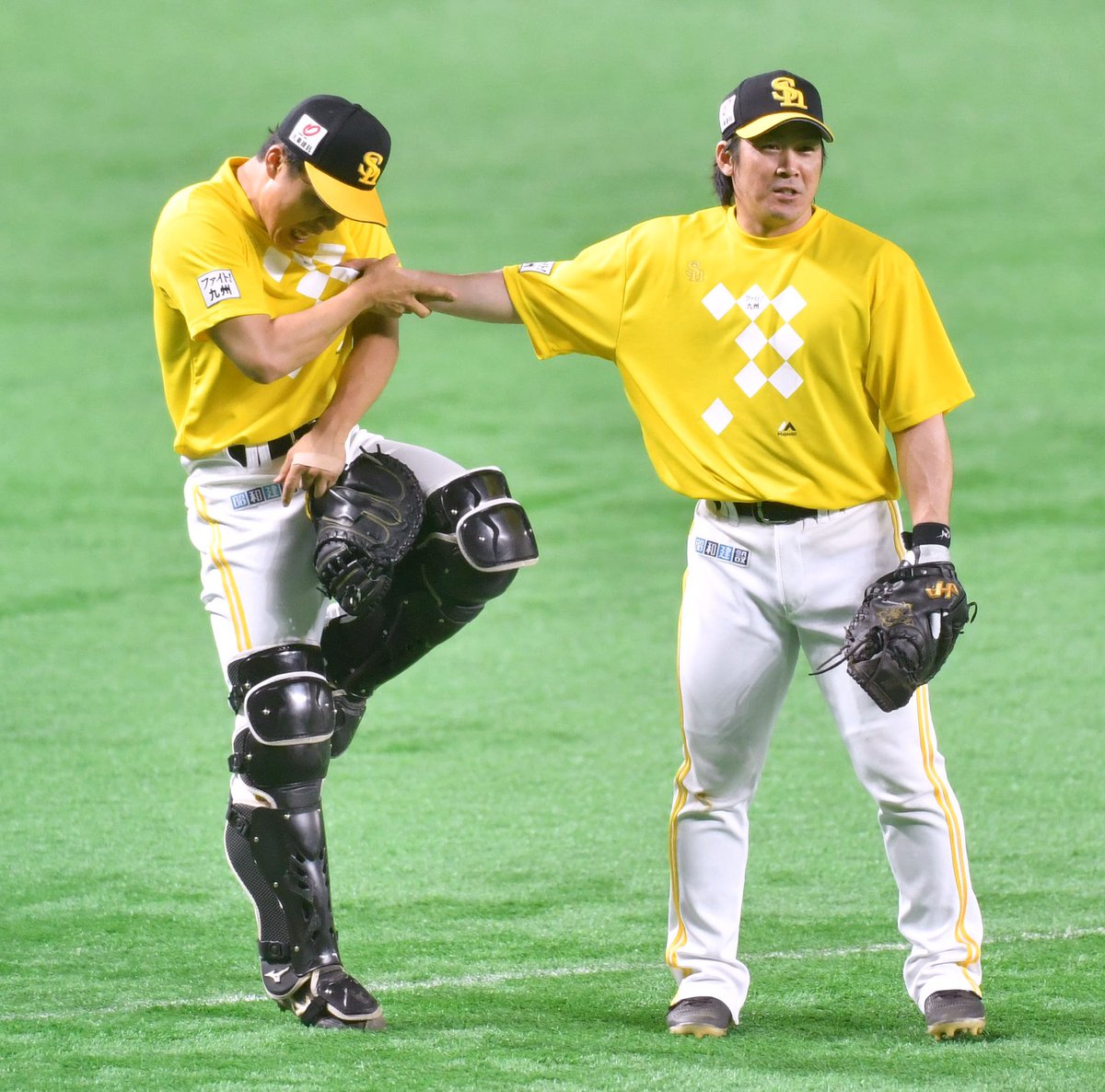 甲斐拓也 海野隆司 ソフトバンクホークス 南海ホークス 復刻ビジター