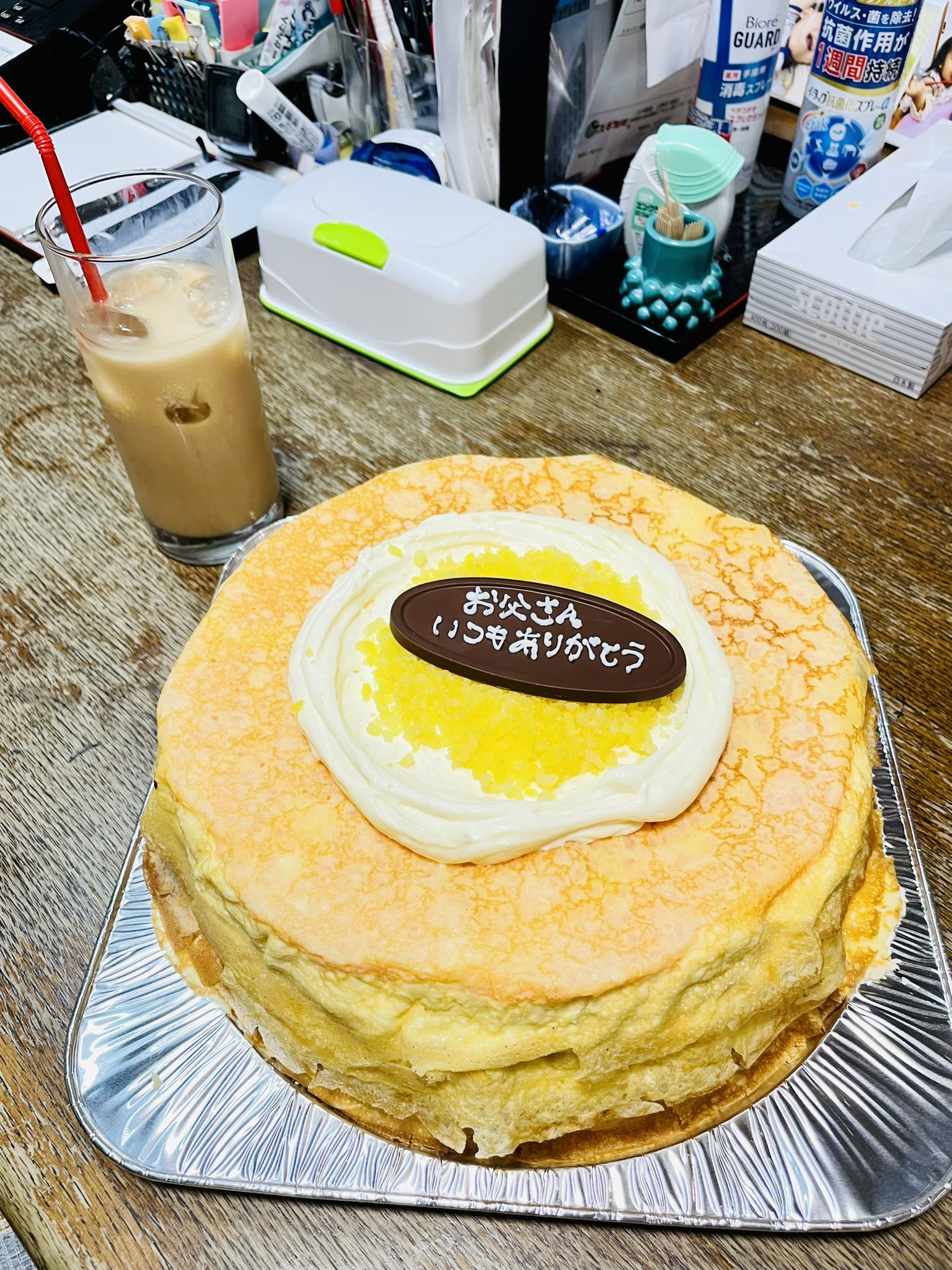 تويتر こうた 吉川光太郎 على تويتر ホールケーキを一人で食べたい という父の夢を叶えるために少し早めの父の日プレゼント Harbsのミルクレープ 父の日 プレゼント Harbs ケーキ T Co Lvakaek5f1