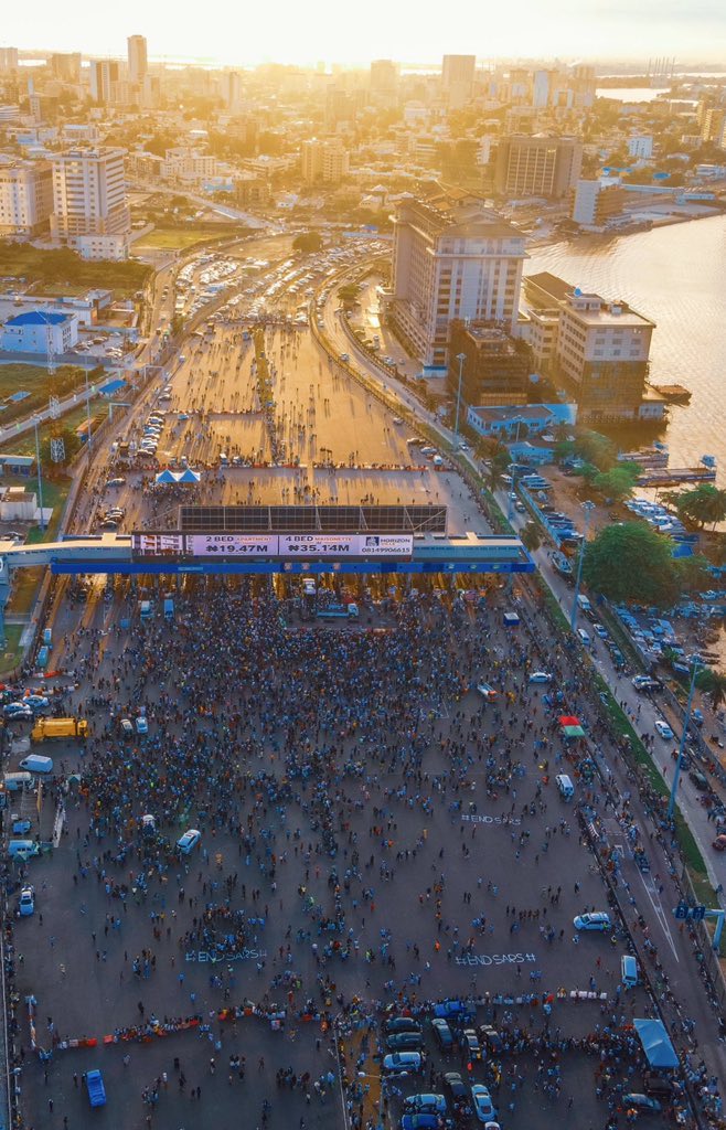 As we march out Today ....🇳🇬🇳🇬 #June12thProtest won't see our blood !!!!
Stray bullet won't hit us ! ✊🏾

#EndSARS #EndChildLabour #BuharMustGo #FreedomDay