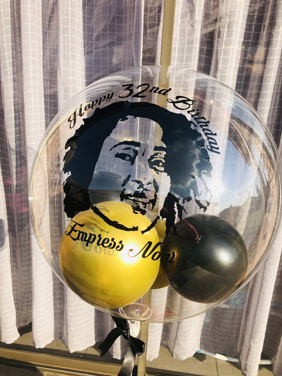 NoniDiba's tweet photo. Stunning arrangements is what we do. Balloon and Blooms, Whatapp us on 0788839240. For all occasions, we are here💐reasonably prices. #DJSBU #GirlTalkZA https://t.co/fQPZcYxoMX