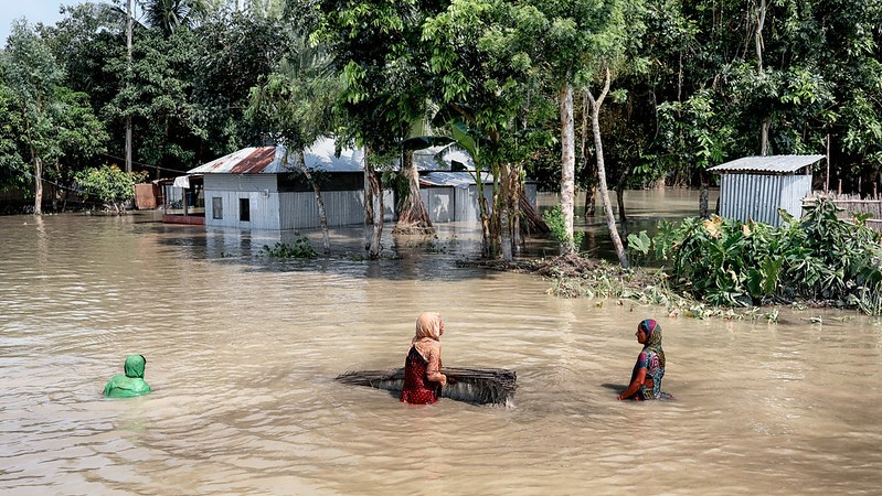 FFFinBD's tweet photo. We hope this commitment will include #LnDFinanceNow. 

Developing countries have been asking for funding to address the climate-induced Loss and Damage that their communities are suffering. 

Including Loss and Damage is fundamental to assessing the true cost of Climate Change. https://t.co/9Cy4nMtlZO