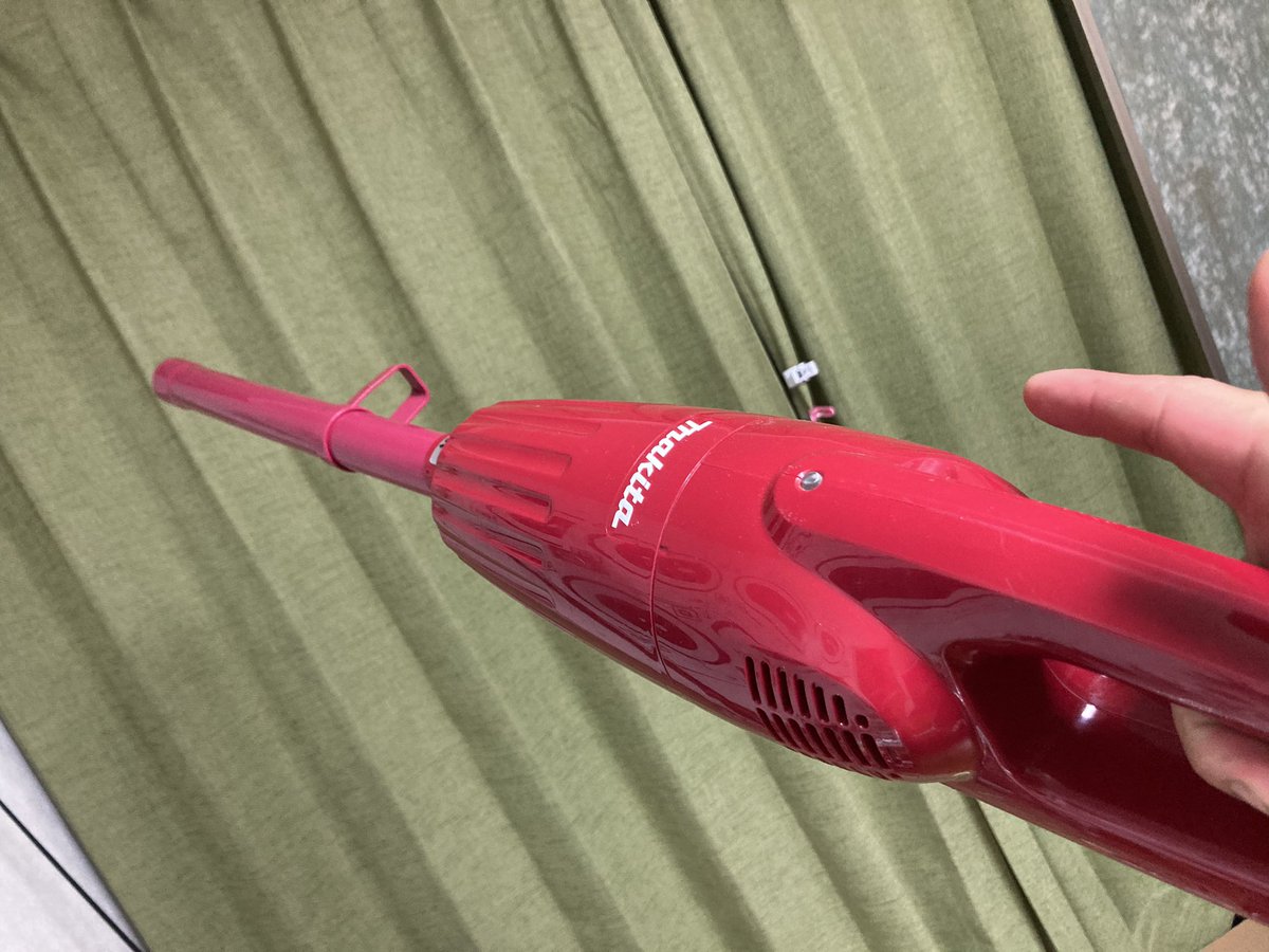 ﾘﾛ氏 Liloshi ゴキブリは掃除機で吸ってからガスを吸わせれば確実に安全にヤれるっぽいので先っちょ外した