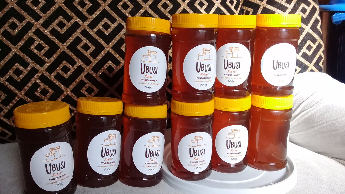 Akety10's tweet photo. Business Saturday: i am selling raw unprocessed honey 500g plastic bottles at R70 I'm based in khayelitsha cape town 
#DJSBU https://t.co/it8gtzQPFg