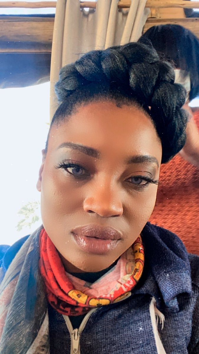 CasaLisa486's tweet photo. Good morning Olukonda, the Kwanyama Queen is in Ondonga,
Sms ML to 10010 to get my new album. Best music out right now. #MMML #MoneyMusic https://t.co/GYgC2dYjks