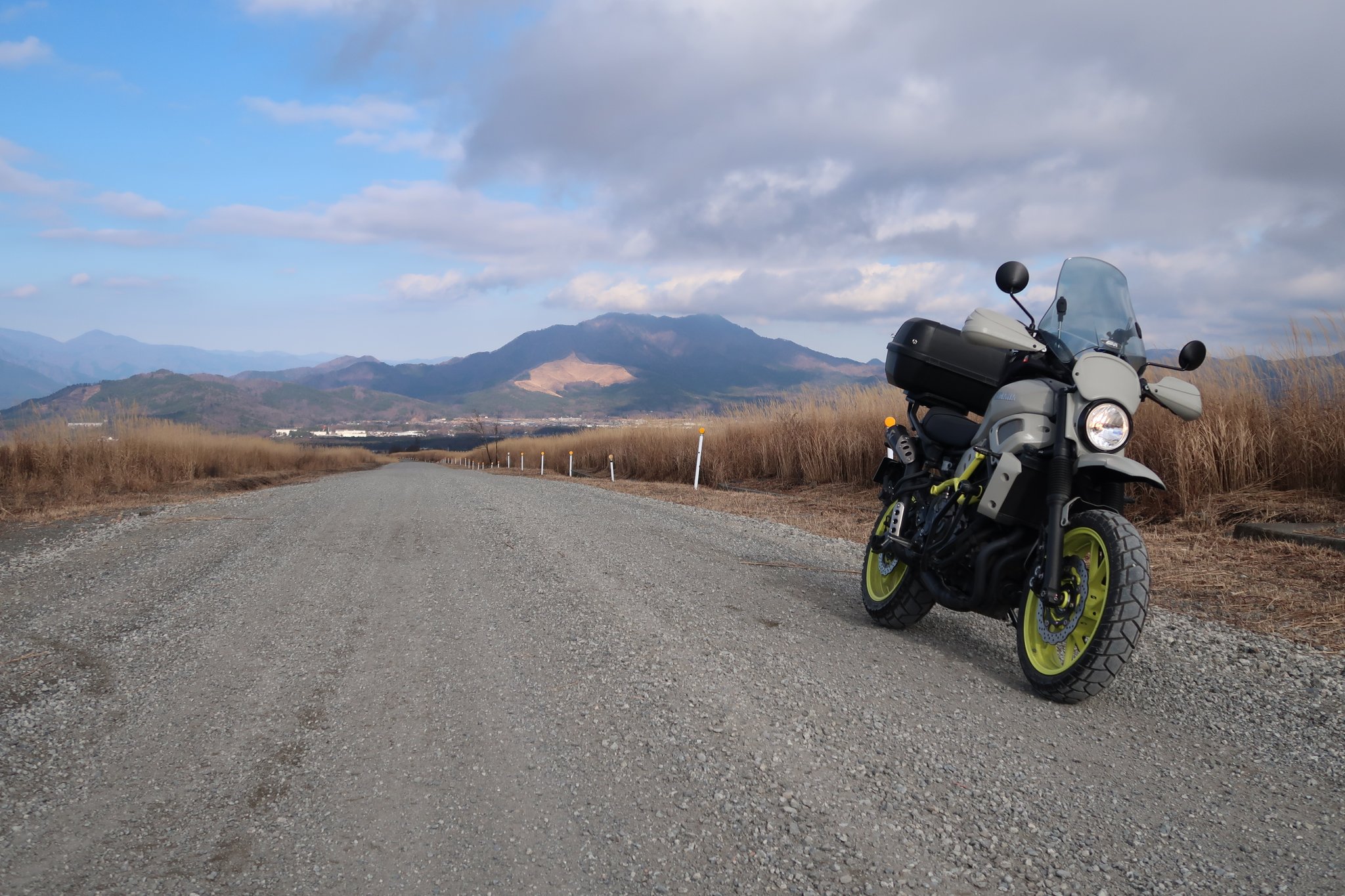 みんみん 広い所走りたいのだっ と北富士演習場に来たらオフロードバイク立入禁止って言われた この前知らずに走ってしまったのか ごめんなさい Twitter