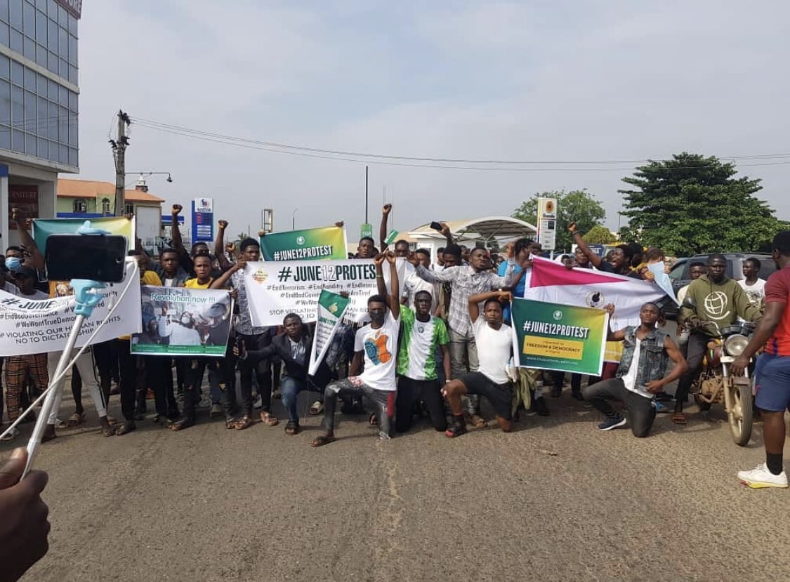 TheGuildng's tweet photo. #June12thProtest: Scenes from Ibadan peaceful protest against bad governance https://t.co/VkppmW2m9i