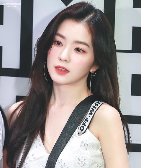 [Pann] RedVelvet 's makeup looks really amazing. It's clean and clear without losing focus, it doesn't look very thick and light. The point is that people are also beautiful.
#IRENE