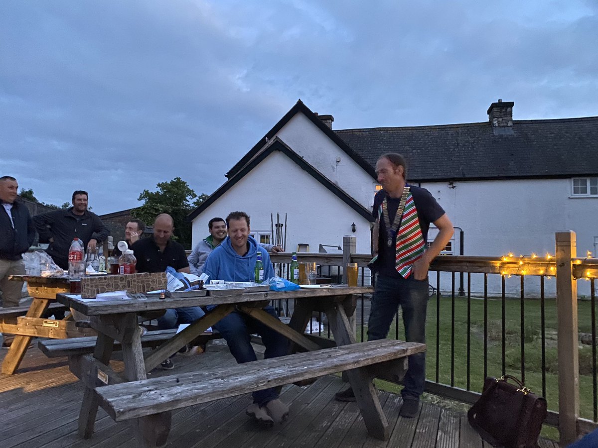 A very overdue catchup last night for our AGM - makes a change from Zoom.  Thank you to our local ice cream company Chilly Cow Ice Cream for accommodating us.

Braf oedd cael cyfarfod neithiwr ar ol gymaint o amser.  Diolch i Chilly Cow Ice Cream am gael defnyddio yr ardd.