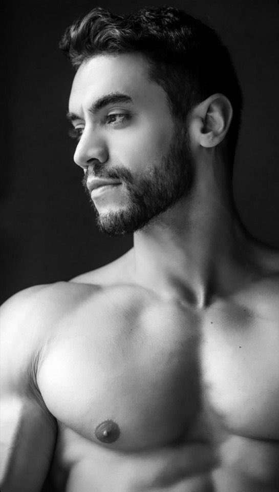 𝙏𝙝𝙚𝙤 𝙃𝙖𝙡𝙚 (@thebarbeast) on Twitter photo 