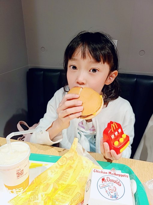 松田かれんのTwitter画像48