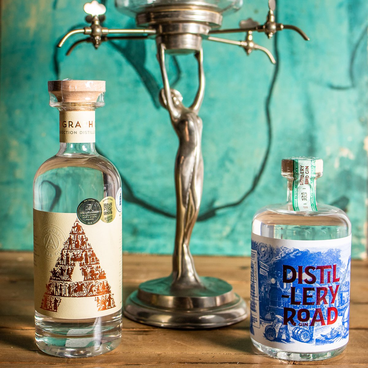 Celebrating #WorldGinDay! 

#AutographDistillery is offering the best of both. Take Two for R679 and NO delivery charge for orders received today (12 June). Don’t miss out on our fantastic #WorldGinDay special! 😜

Order online: autographdistillery.com