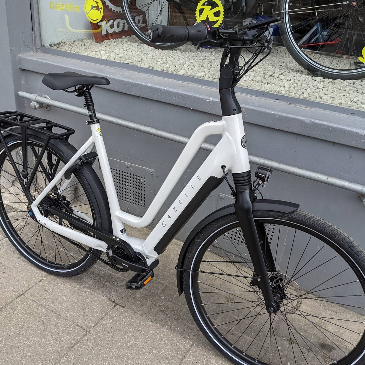 Hart's Cyclery tweet media