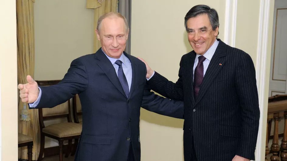 franceinfo's tweet photo. Russie : François Fillon bientôt au conseil d'administration d'une entreprise pétrolière détenue par l'Etat

https://t.co/ERvGs1uoD3 https://t.co/jFNAmtW8qB