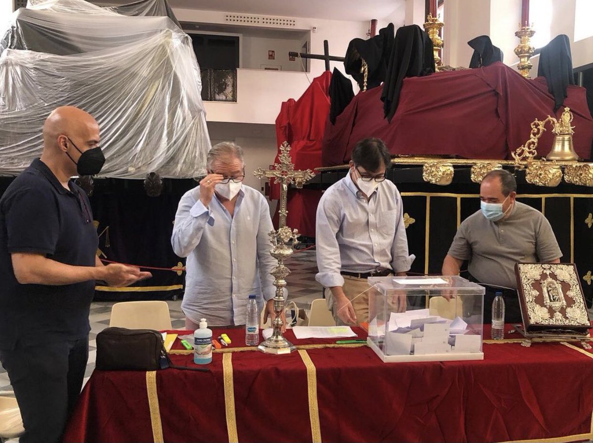 🗳RESULTADO ELECCIONES: 

Tras el recuento de votos realizado por la Comision Electoral y en presencia de nuestro Director Espiritual, Rvdo. D. Felipe Reina Hurtado, el resultado ha sido el siguiente: