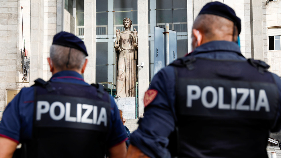 Italy Police Arrest Ghanaian Man For Killing Nigerian Ex-Lover | Sahara Reporters bit.ly/3ggzell