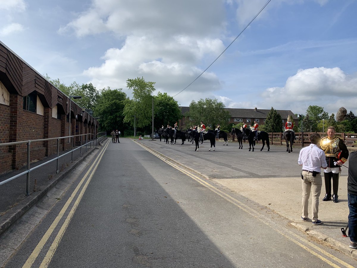 Doug689's tweet photo. Almost showtime.  So tune into The Queen’s Birthday Parade. https://t.co/obVFdStNBl