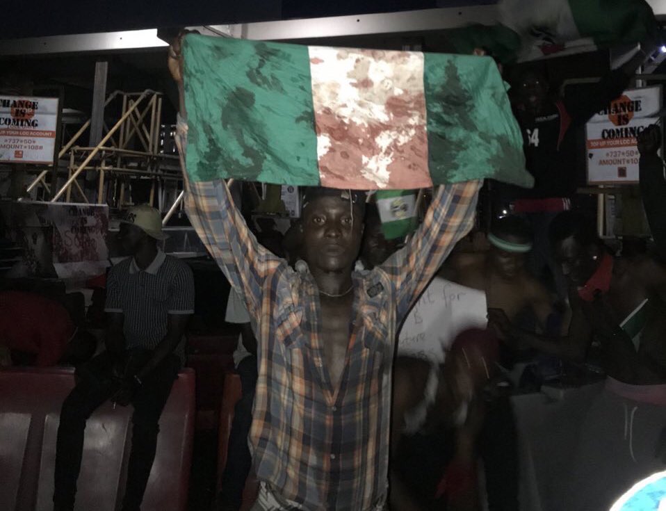 12am today Jack Dorsey the owner of Twitter posted the Nigerian Flag in support of #June12thProtest and made Retweet button show Green today and not Blue..

Jack gave his voice but some of you are still giving excuses for Dangote, Otedola and the BDSM Ghost Worker of Aso Rock..