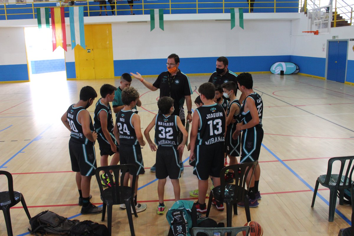 FAB_Malaga's tweet photo. 🏆J.3 #FaseFinalMini Masculino:
📍Pabellón Juan Gómez 'Juanito' @fuengirola
⏰10:00h
⛹️🏾@CABESTEPONA 🆚@MiramarCB 
📺https://t.co/HIbFP6XuFb
📲#AficionFAB https://t.co/Qg5Ho8PXdR