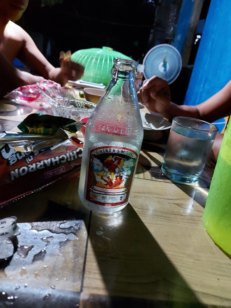 MLispu's tweet image. Shot manen 😊😅