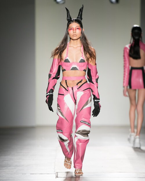 FASHIONASPIRES's tweet image. Namilia 2020