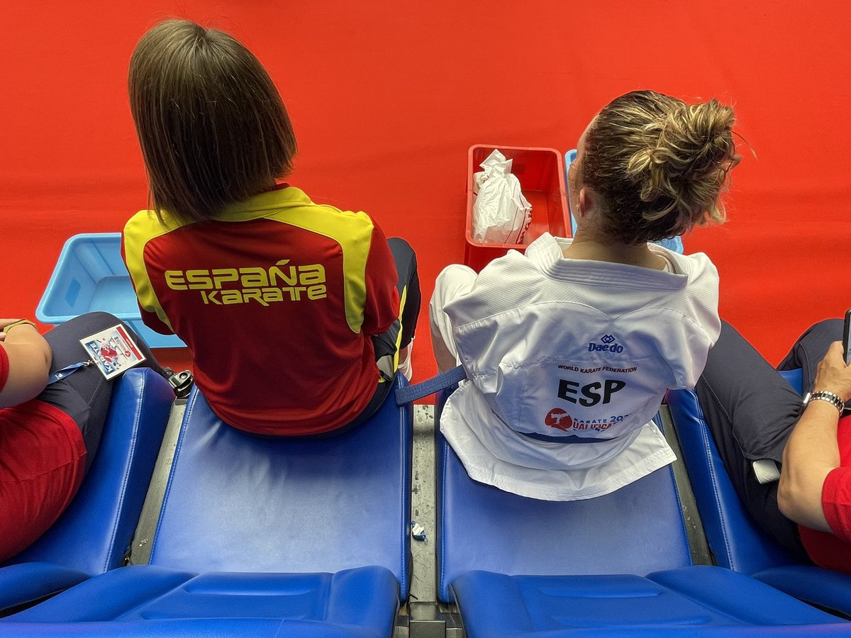 Ready…🔴🟡🔴
<a href="/crisferrer88/">Cristina Ferrer</a> IreneColomar