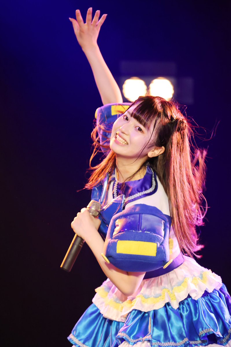 chuLa 渡辺あやの(わたげ)サイン入り等身大タペストリー