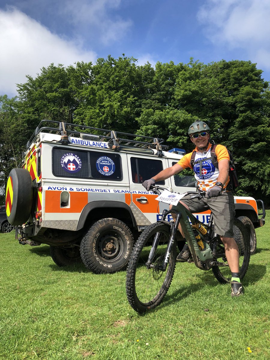 AandS_SAR's tweet photo. Great to be out supporting an event again! Helping at #mendipmurmuration2021 today with a team member riding as the Sweeper & team vehicles. Safe ride, enjoy the weather! @channeleventsuk #mendiphillsaonb #cheddargorge #mtbevent #crookpeak #mtbuk #landroverdefender #4x4response https://t.co/Dg6HEPlTVT