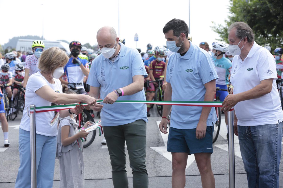leioaudala's tweet photo. 🚴 VIII. Txuma Memorialaren gaurko etapa Leioan izan da
🚴 La etapa de hoy del VIII. Memorial #Txuma se celebra en #Leioa
@ElkarKirolak https://t.co/FAPj3oVN5D