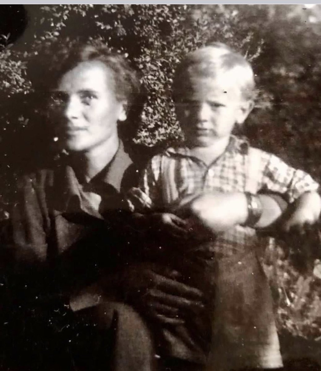 IngaPeulich's tweet photo. Mum, happy 88th birthday and thank God for your life and all that you have endured, dreamed and achieved. https://t.co/rZZQs8jHIh