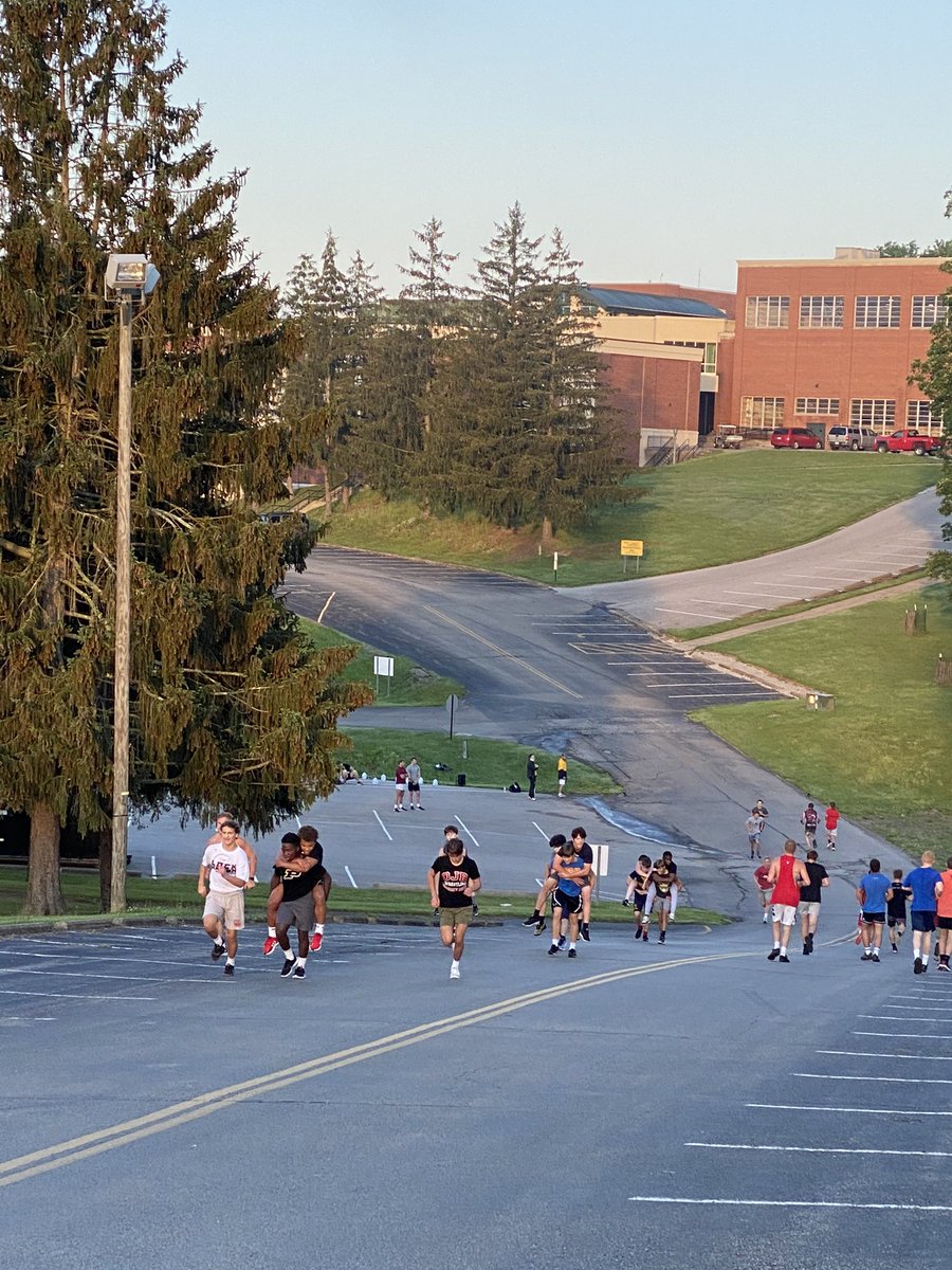 DannyIrwinWC's tweet image. It’s a beautiful morning to #ClimbTheHill