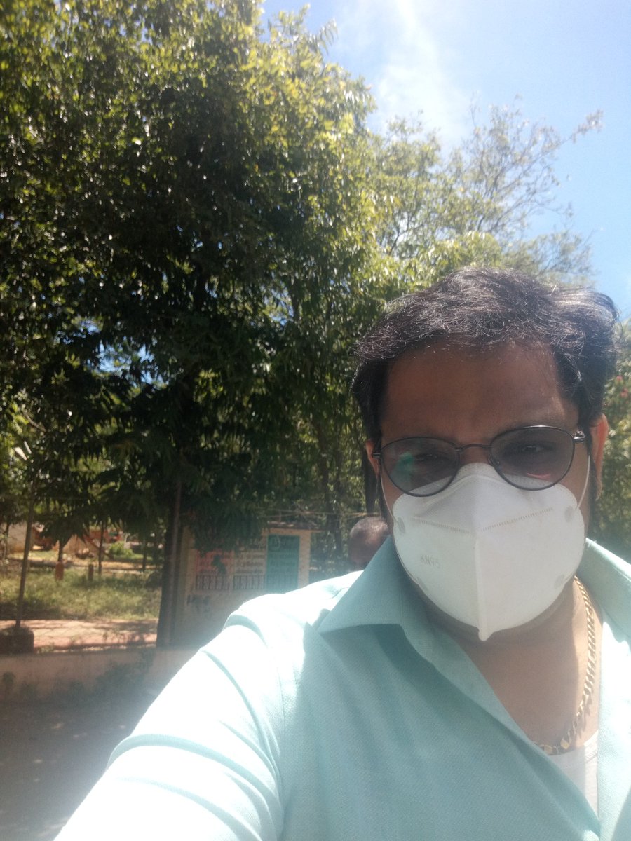 CRLingeswaran's tweet photo. Did eye screening and general awareness camp at Harvey Patti under Dr.C.Ram Lingeswaran M.B.B.S,D.O.,. On 12/6/21 #drramlingeswaran  #drnainarhospital  #மக்களின்மருத்துவர் https://t.co/91XLSfVDtv