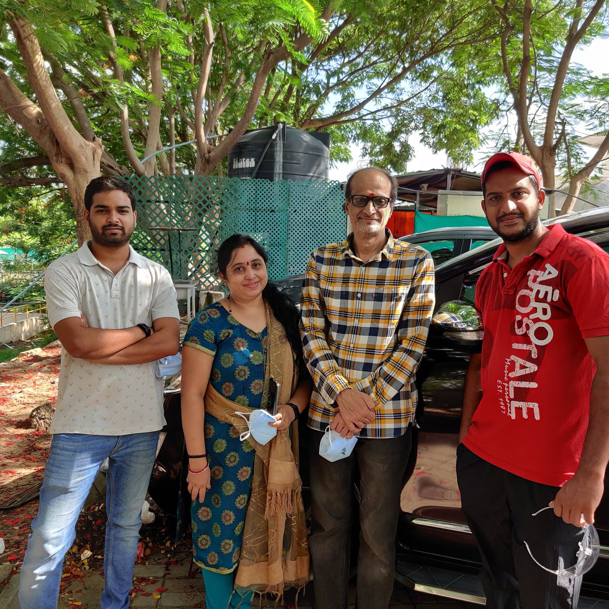 ASMGKR's tweet photo. So I was finally able to get my parents and myself jabbed earlier this week, All thanks to #Salesforce #TrailblazerCommunity 💙for getting us a slot at this very well planned and organised Vaccination Drive. 💉

Merci Beaucoup! 🥰
#SaveLives 
#GetVaccinatedSoonIndia 
#vaccinated https://t.co/Td3xoWo1ue