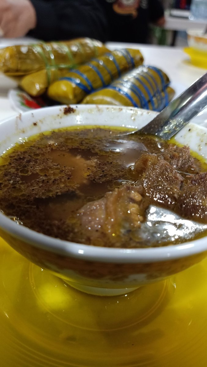 CryptoPublicID's tweet photo. Malem, makan malem
Palubasa Onta
#Makassar
#palubasa https://t.co/3UDba7bIV8