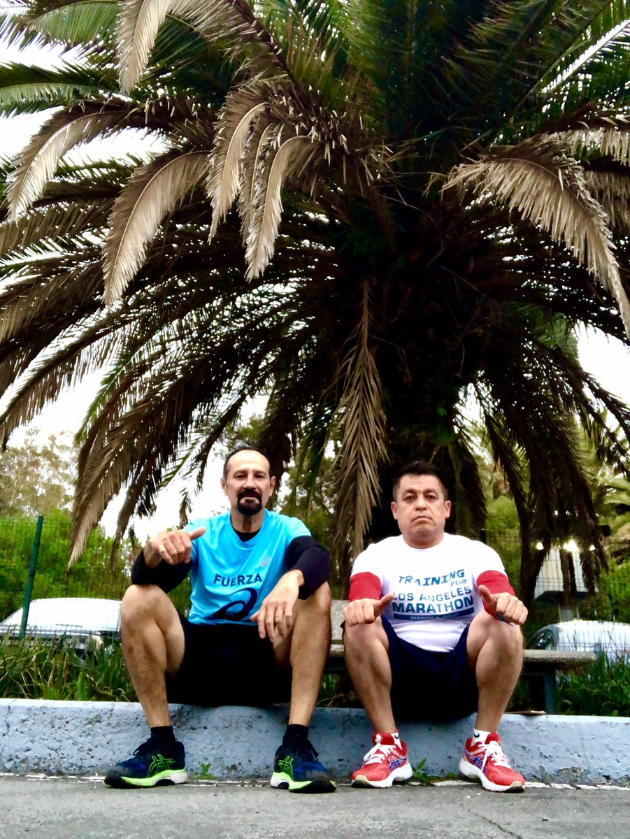 RicardoMch10's tweet photo. Feliz Sábado Atlet@s☀️10k trote platicador con @CsarEfrain 🏃‍♂️correr es vida👊 #AsicsMexico
#YoElegiCorrer #FalconsRunners #MeEncantaCorrer #TemploRunner #EntreRunners #FenixRun_Puebla #SportsJunkie_MX 
#ComuniRunners #RunningWhithLibertad 
#instarunmx
@ManicomioRunner
#mexrun https://t.co/Sy4U1IPfN5