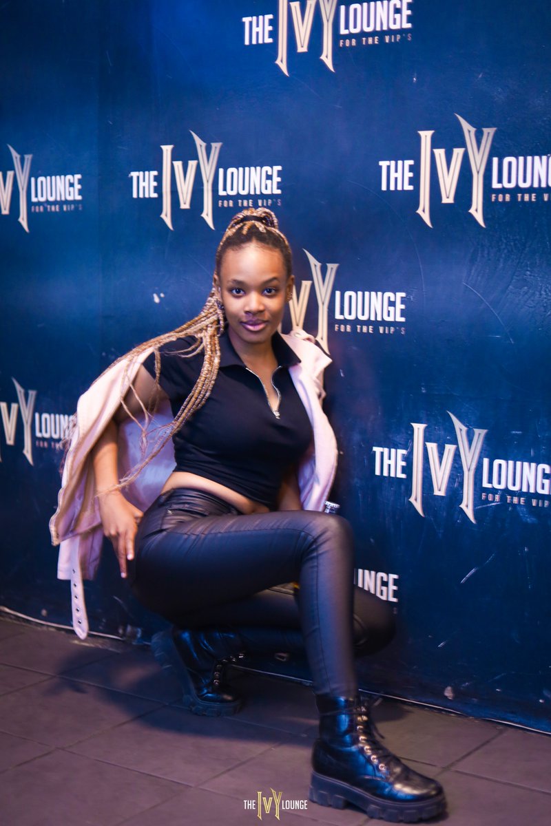 TheIvyLounge's tweet photo. #FreakyFridays #ForTheVIPs https://t.co/3njICWNygN