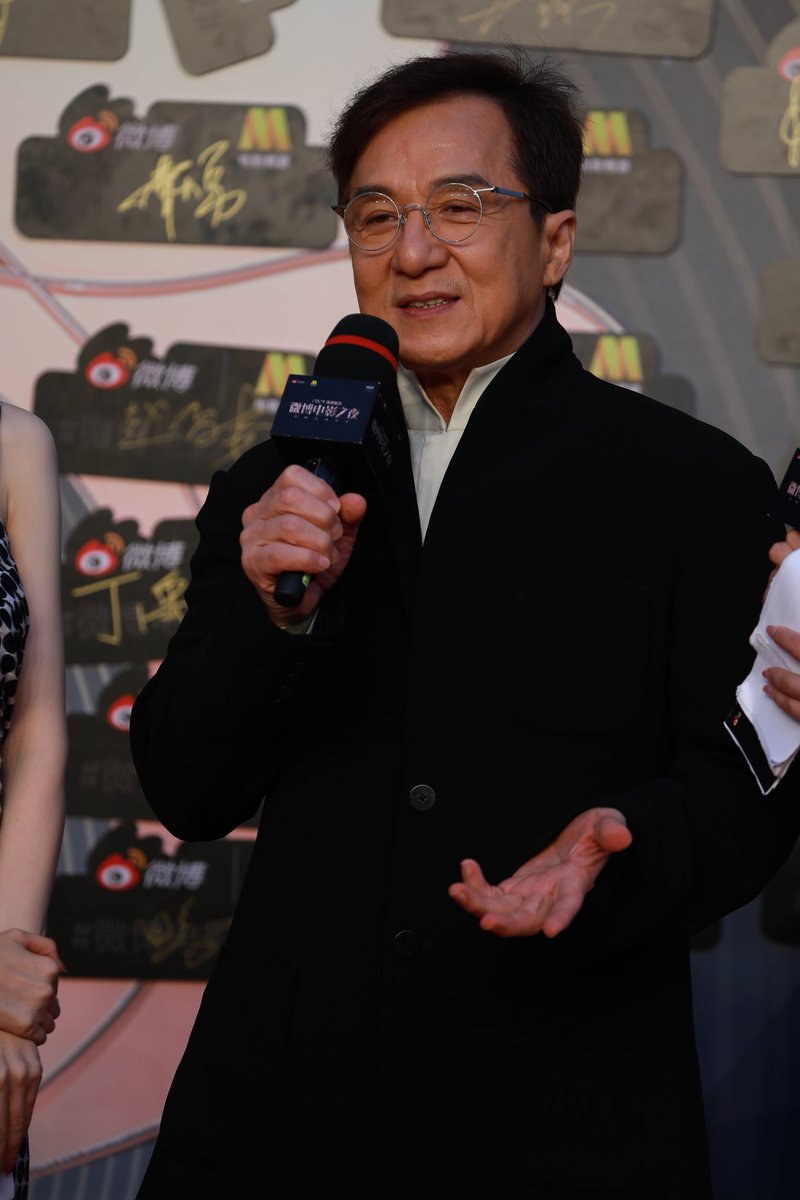 Home Stallone 髪がだんだん少なくなってきた ジャッキー チェン監督の新作 私の日記 は現在後期制作段階にあり この映画はジャッキー初の非アクション映画の監督作品となる 主役は房祖名と 急先鋒 の徐若晗だと言われています Home Stallone 髪がだんだん少なくなってきた ジャッキー チェン監督の新作 私の日記 は現在後期制作段階にあり この映画はジャッキー初の非アクション映画の監督作品となる 主役は房祖名と 急先鋒 の徐若晗だと言われています
