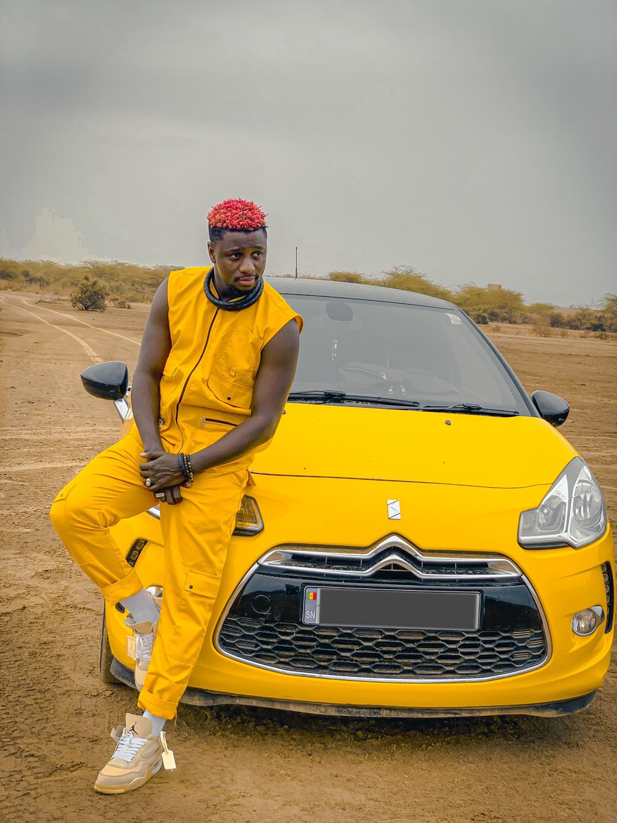 Quand j'ai plus envie de te voir, j'aime me retrouver.
Comme au milieu de nulle part
#BOY_GUEDIAWAYE