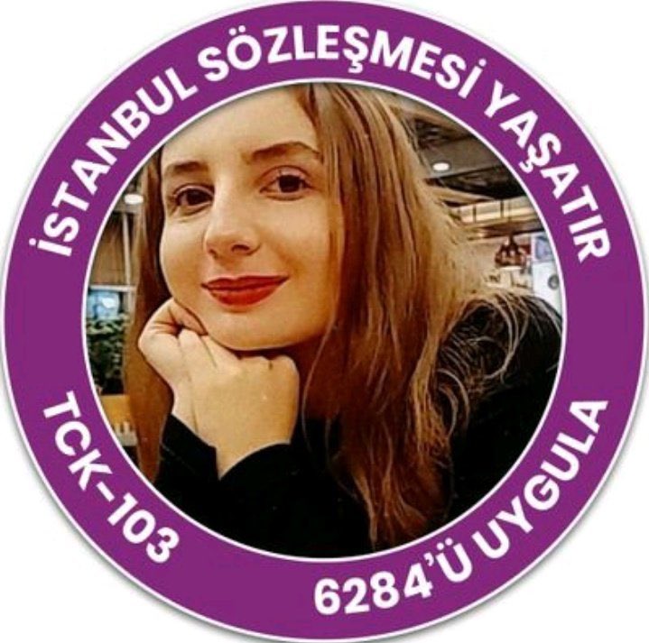 Sözde kadın hakları savunucusu olup “İstanbul sözleşmesi yaşatır” diyen bir kadının en büyük kadın düşmanı olmasına ne demeliyiz peki?

Ben “ikiyüzlülük” diyorum.