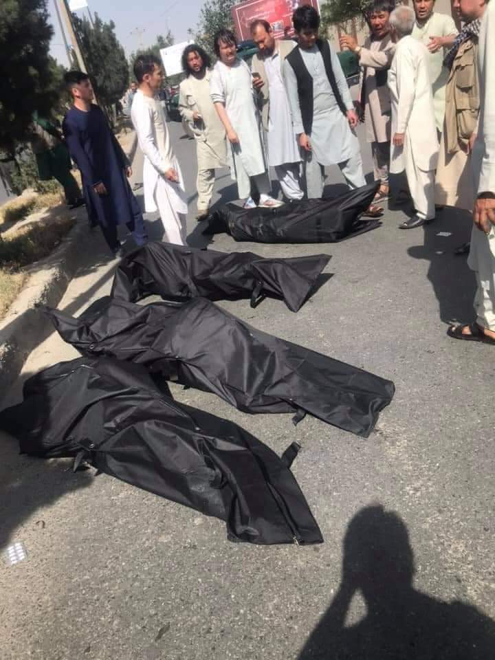 RanjbarN's tweet photo. امروز بازهم انفجار بمب در دشت برچی کابل عزیزان هزاره ما پرپر شدند.
#StopHazaraGenocide https://t.co/56ympqW5Ga