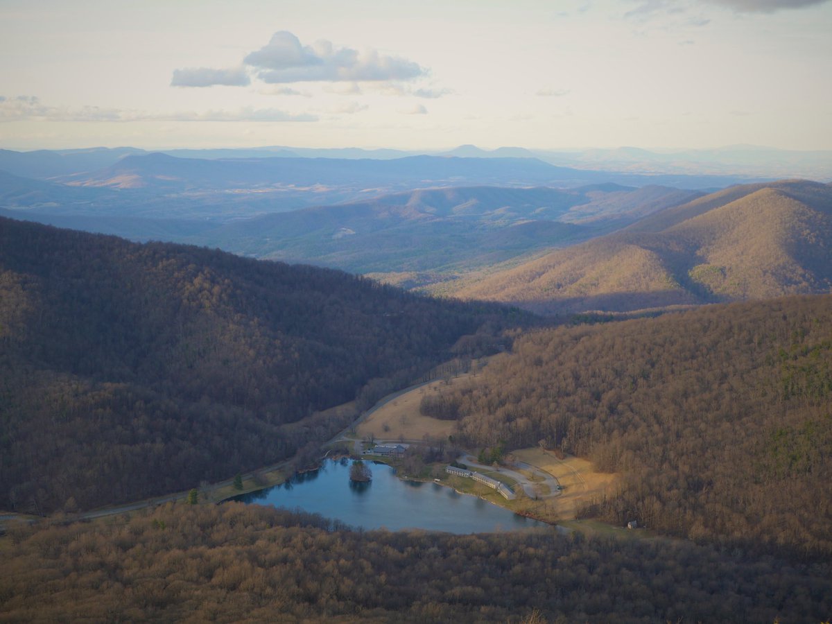 thebpphoto's tweet photo. I just realized that I haven’t introduced myself! My name is Brandon Pyle, and I’m a 19 year old photographer from Richmond, VA. Here are 4 of my favorite photos I’ve taken https://t.co/cFcoCGtwoI