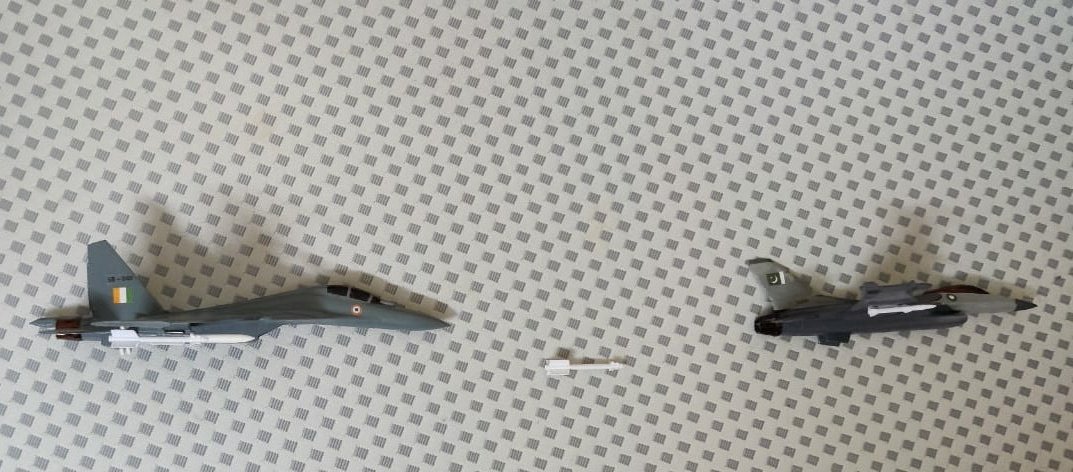 prints_india's tweet image. Oh no oh no ohnononono
Tagging you all without consent 😂
#happyweekend 
@Mave_Intel @alpha_defense @gareebscientist @DesiEscobar65 @mjavinod @hvtiaf 
@Defencematrix1 @Panther7112 
@elitepredatorss @I30mki @ReviewVayu @i_m_satwikk @Kuntal__biswas @IAF_MCC @Anshuman446 @sayareakd