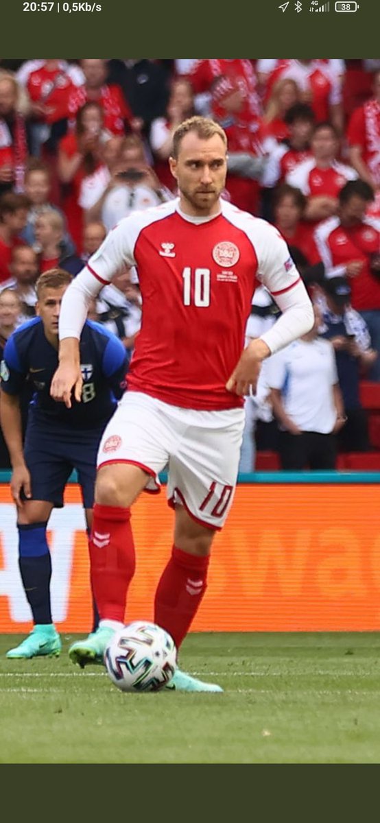 Pray for Christian Eriksen 🇩🇰 from 🇫🇮 #UefaEuro2021