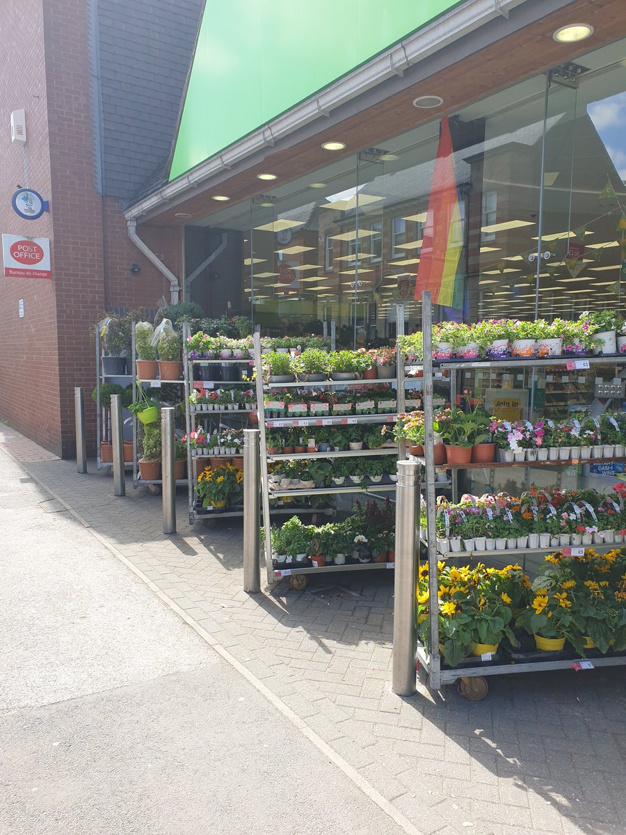 kezsmit's tweet photo. We've got everything you need for a great sunny weekend here at Belper.@ben_birdsall @grahamwren2 @adamleewaudby @PaulalanDennis @ClaireKoziol @gamlin_sue https://t.co/LsTCv4Wr6s