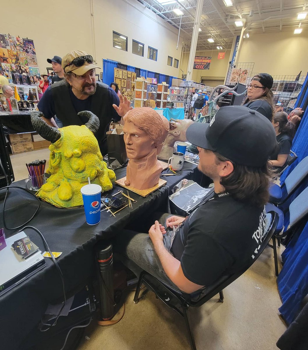 DouglasEdCenter's tweet photo. The Maestro of Make-Up & signator of our SFX program @THETomSavini stopped by the booth here at @Steelcitycon to check out John's demo! #DECLife #tomsavini #master #savinischool #sculpt #Steelcitycon https://t.co/FF3S6fMSDT