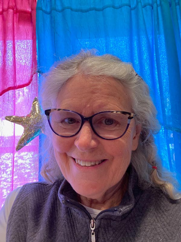 Rhythmix1's tweet image. Visit the K Gallery at Rhythmix TODAY for the Mother Tree Exhibit. Artist Annie Heller will be hosting gallery hours from 2-5pm - drop in and see all the art in the fabulous show from mother-daughter artist pairs!

Get a sneak peek of the exhibit here:
rhythmix.org/mother-tree/