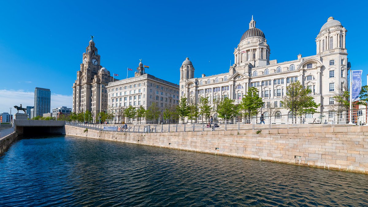 LiverpoolVista's tweet photo. Pier Head, #Liverpool and the three buildings that make it one of the most iconic waterfronts in the world. https://t.co/oI6OwFYDSh