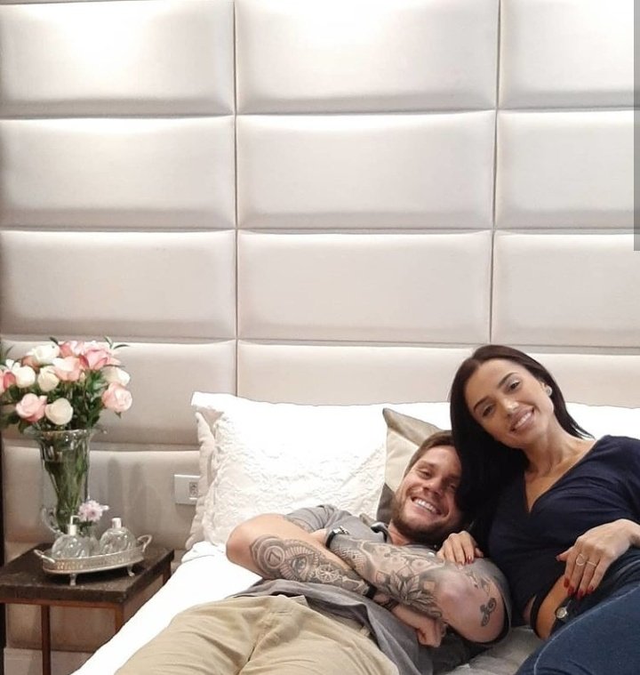 SusanaPS6's tweet image. Nosso casal lindo e maravilhoso @PaulaAmorim e @BrenoSimoes está no Feed da #AlldecorBoutique  ❤❤
...
instagram.com/p/CQAQUhllPYd/…