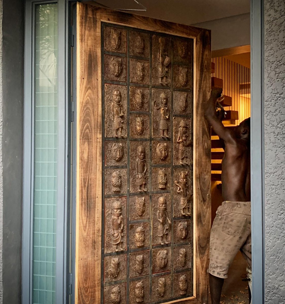 “Edo Door”
Victor Ehikhamenor (2018-2019)