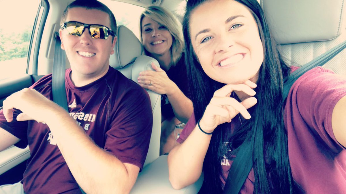 angelcamp11's tweet image. #HailState #FortheDawgs @ashley15camp  @JeremyLucius  @HailStateBB