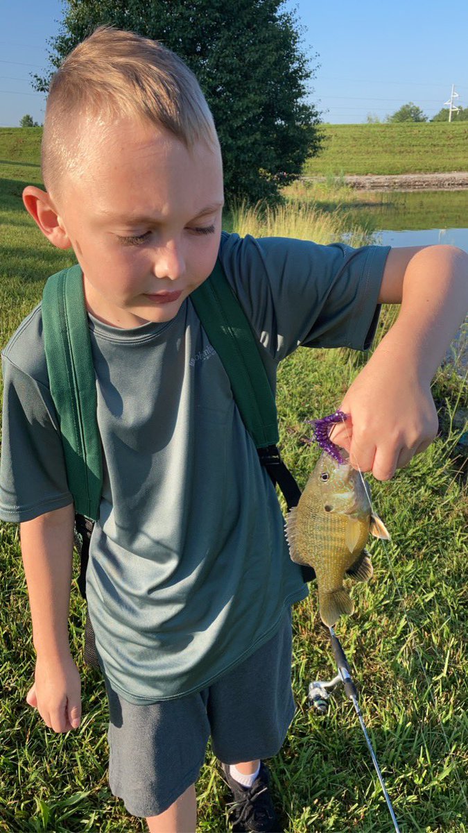 AndyWadeKY's tweet photo. #Nephew #Fishing #FreemanLake @kentuckyafield @kyfishwildlife https://t.co/vvdkqdkGpo